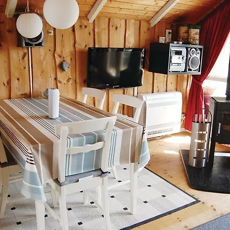 Dom wakacyjny Awesome In With Kitchen